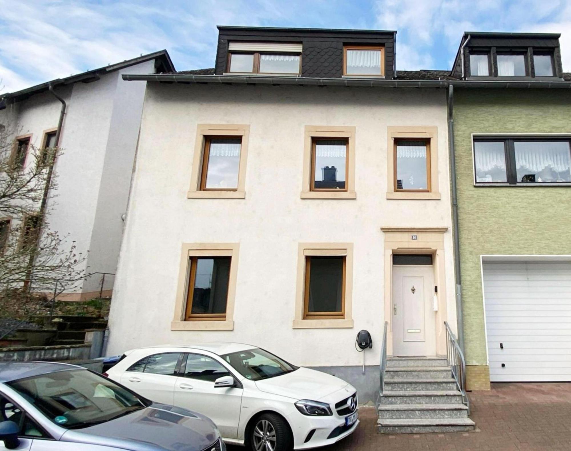 Zentrale Ferienwohnung Trier-Euren Mit Heimkino, Kueche, Wallbox & Kostenlose Fahrraeder Bagian luar foto