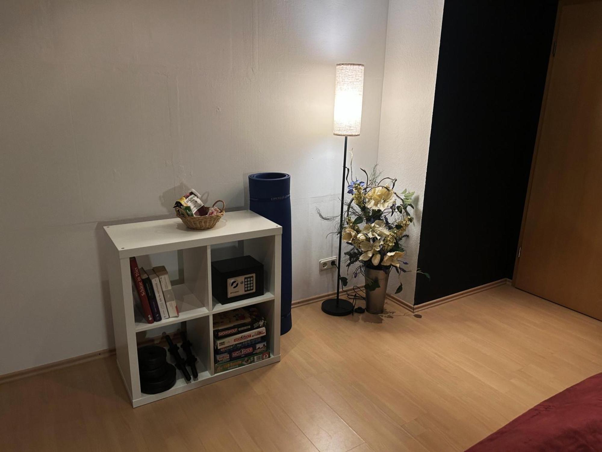 Zentrale Ferienwohnung Trier-Euren Mit Heimkino, Kueche, Wallbox & Kostenlose Fahrraeder Bagian luar foto